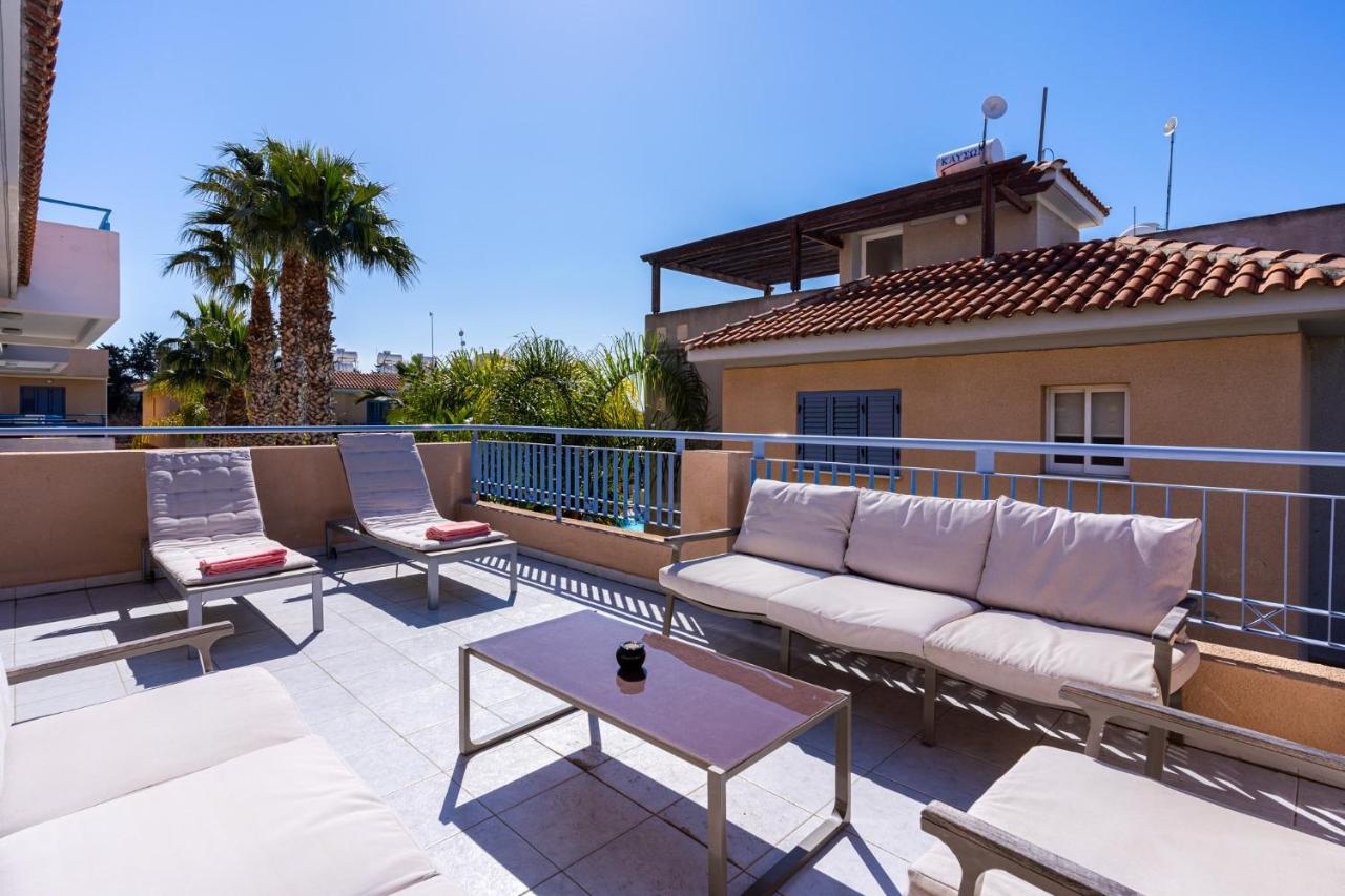 Summer Breeze Holiday Apartment With Pool Paphos Exterior foto